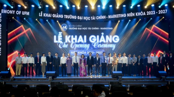 Sinh viên yên tâm học tập tại Trường Đại học Tài chính – Marketing