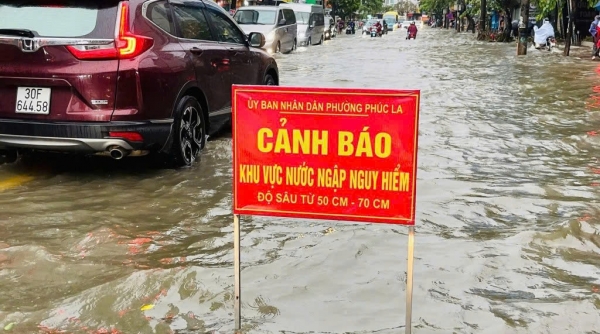 Hà Nội: Hạn chế phương tiện lưu thông qua đường 70 do ngập sâu