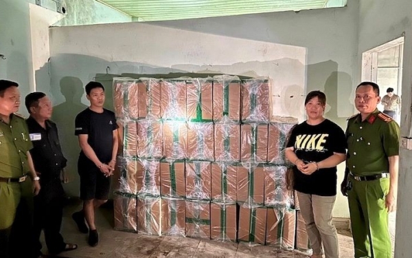 Khởi tố 3 đối tượng buôn bán thuốc lá nhập lậu ở Quảng Ninh