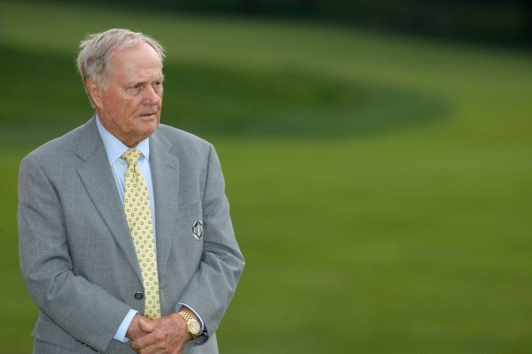 Jack Nicklaus: Tiger Woods đối mặt với những khó khăn phía trước Jack Nicklaus: Tiger Woods đối mặt với những khó khăn phía trước