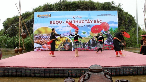 Mùa hè này, lên Sun World Fansipan Legend đón Không gian ẩm thực Tây Bắc Mùa hè này, lên Sun World Fansipan Legend đón Không gian ẩm thực Tây Bắc