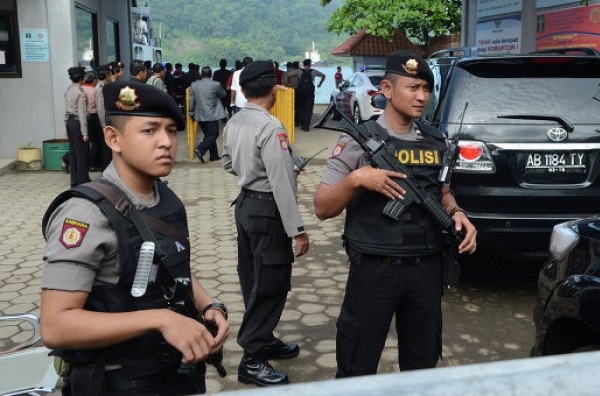 Indonesia thẩm vấn 18 công dân trốn thoát khỏi IS tại Syria Indonesia thẩm vấn 18 công dân trốn thoát khỏi IS tại Syria