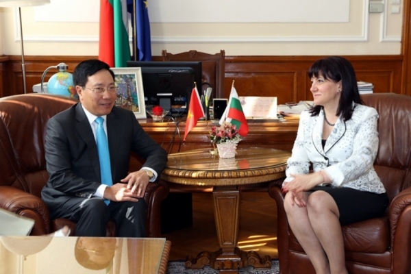 Việt Nam-Bulgaria nhất trí đưa hợp tác kinh tế lên tầm cao mới Việt Nam-Bulgaria nhất trí đưa hợp tác kinh tế lên tầm cao mới