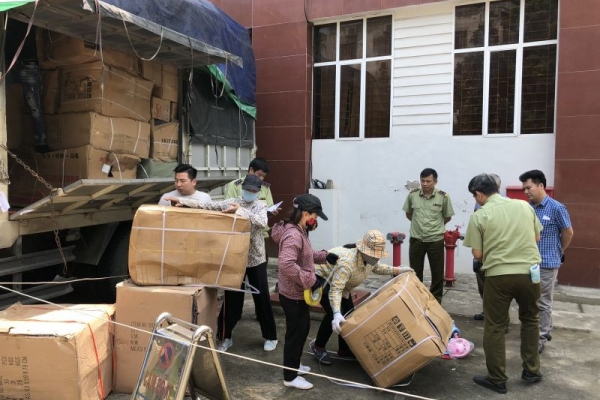 Ngăn chặn hơn 12.000 sản phẩm đồ chơi trẻ em không rõ nguồn gốc, xuất xứ trên đường đi tiêu thụ