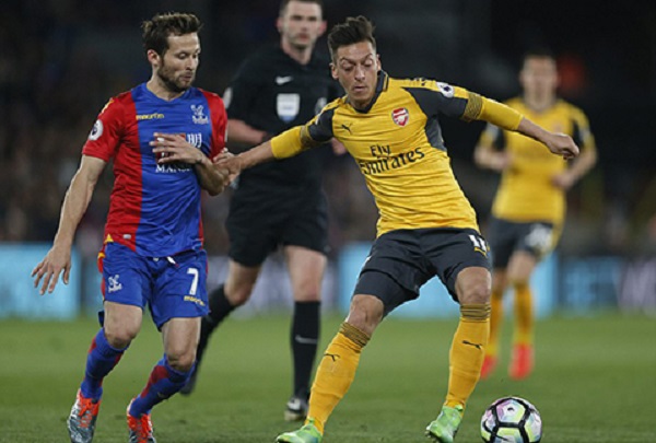 Premier League: Cabaye lập siêu phẩm, Crystal Palace thắng đậm Arsenal - Hình 1