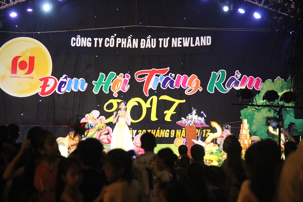 Hải Dương: Rộn ràng “Đêm hội trăng Rằm 2017” tại Khu đô thi Tân Phú Hưng - Hình 1