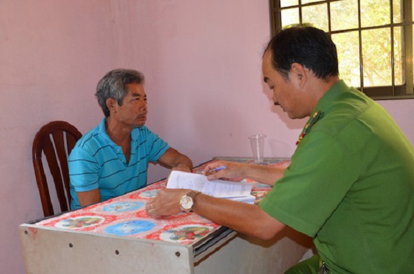 Trà Vinh: Mâu thuẫn, anh trai dìm chết em dưới mương nước - Hình 1