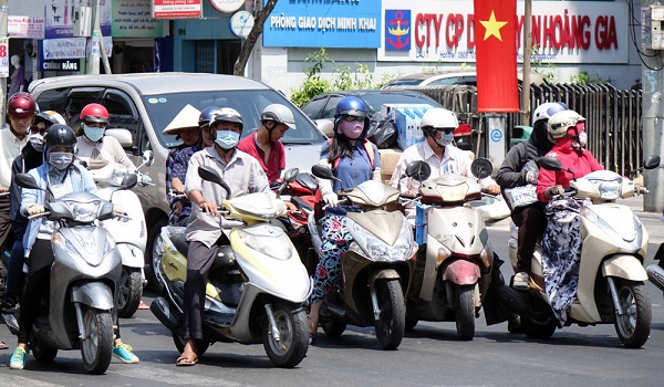 Dự báo thời tiết ngày 10/4: Bắc Bộ nhiệt độ tăng dần, Nam Bộ nắng 36 độ C - Hình 1