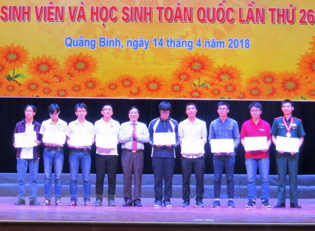 Trao giải Kỳ thi Olympic Toán học sinh viên và học sinh toàn quốc năm 2018 - Hình 1