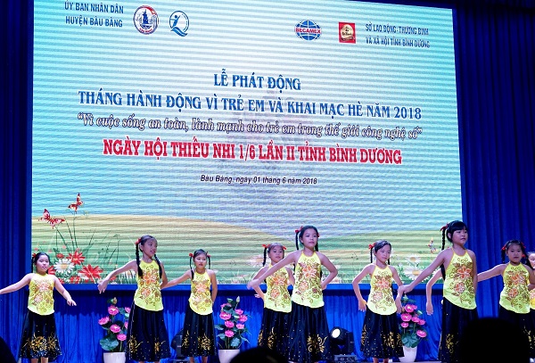 Tập đoàn Tân Hiệp Phát trao tặng hàng nghìn phần quà cho trẻ em nhân ngày Quốc tế thiếu nhi - Hình 5