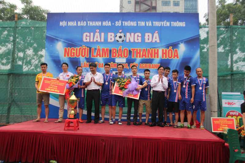 Chi hội báo chí Trung ương vô địch giải bóng đá Người làm báo Thanh Hóa lần thứ III – Năm 2018 - Hình 3