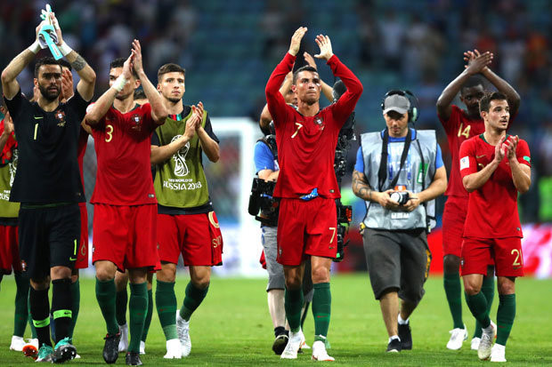 Tâm điểm World Cup 2018: Ronaldo 'gọi' nhưng Messi chưa trả lời - Hình 1