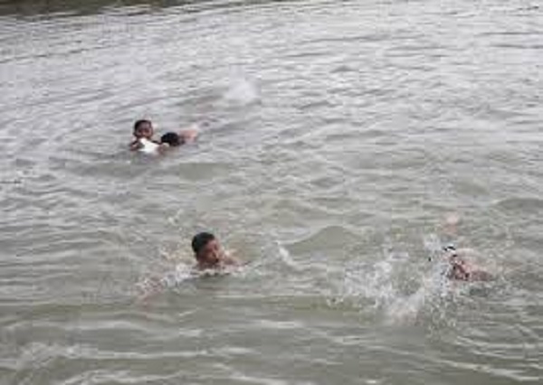 Nghệ An: Rủ nhau đi tắm, 3 em nhỏ bị đuối nước thương tâm