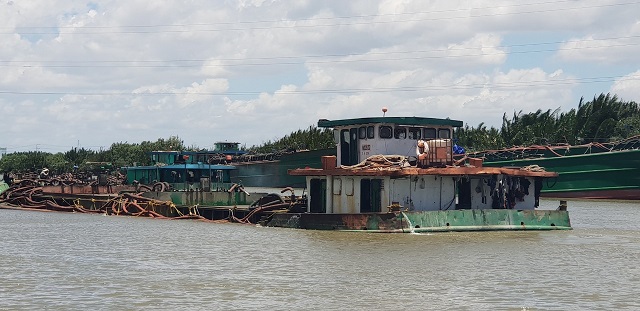 TP.HCM: Yêu cầu xử lý nghiêm các trường hợp khai thác, vận chuyển và mua bán cát trái phép - Hình 2