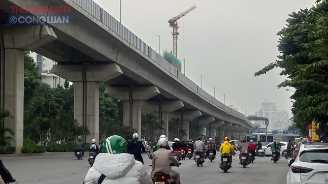 Thanh Xuân (Hà Nội): Thi công dự án Golden-Lan Building, “tử thần” treo lơ lửng trên đầu người dân - Hình 3