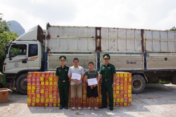 Cao Bằng: Thu giữ hơn 2,7 tấn pháo nổ các loại - Hình 1