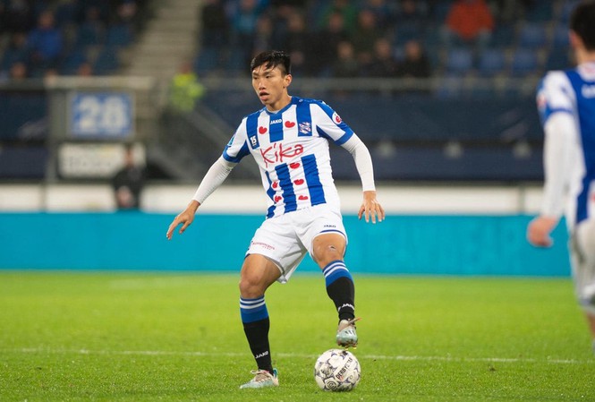 Văn Hậu chủ yếu đá cho đội trẻ của SC Heerenveen