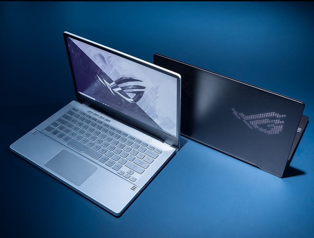 Mẫu laptop ROG Zephyrus G14 có mặt lưng phía sau màn hình tích hợp hơn một nghìn đèn LED