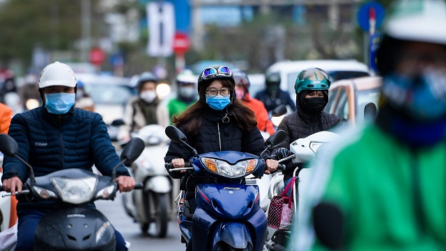 Khu vực Hà Nội không mưa, trưa chiều trời nắng. Trời rét với nhiệt độ thấp nhất phổ biến 15 - 17 độ.