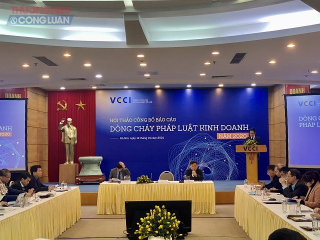 VCCI công bố báo cáo “Dòng chảy pháp luật kinh doanh Việt Nam năm 2020