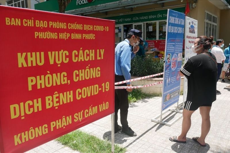 TPHCM siết chặt các biện pháp tại khu vực phong tỏa để tránh dịch lây lan