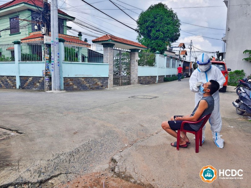 Huyện Bình Chánh áp dụng quy trình xử lý ổ dịch mới phát hiện 78 F0