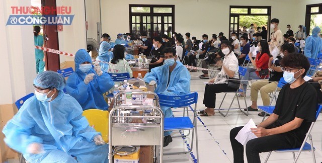 Ngành Y tế huyện Hòa Vang triển khai tiêm vaccine cho học sinh