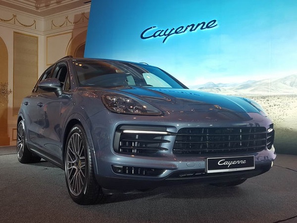 Porsche chọn Việt Nam là quốc gia đầu tiên tại Đông Nam Á để ra mắt Cayenne thế hệ thứ 3