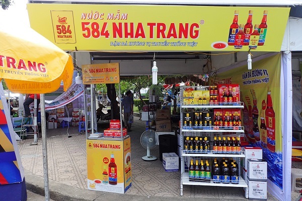 Gian hàng nước mắm 584 Nha Trang