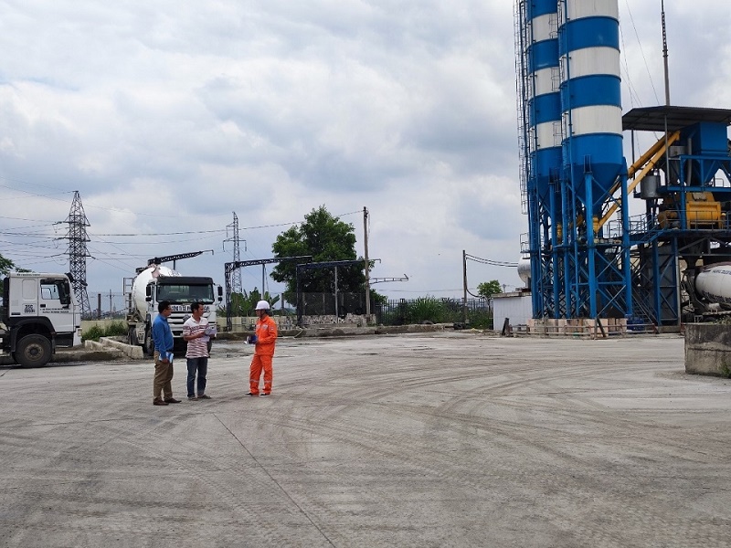 Tăng cường tuyên truyền an toàn điện tới các doanh nghiệp có địa bàn nằm dưới hành lang lưới điện cao áp