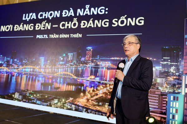 PGS.TS Trần Đình Thiên khẳng định Đà Nẵng cần tiến về phía trước, đặt trong cuộc đua mang tính toàn cầu