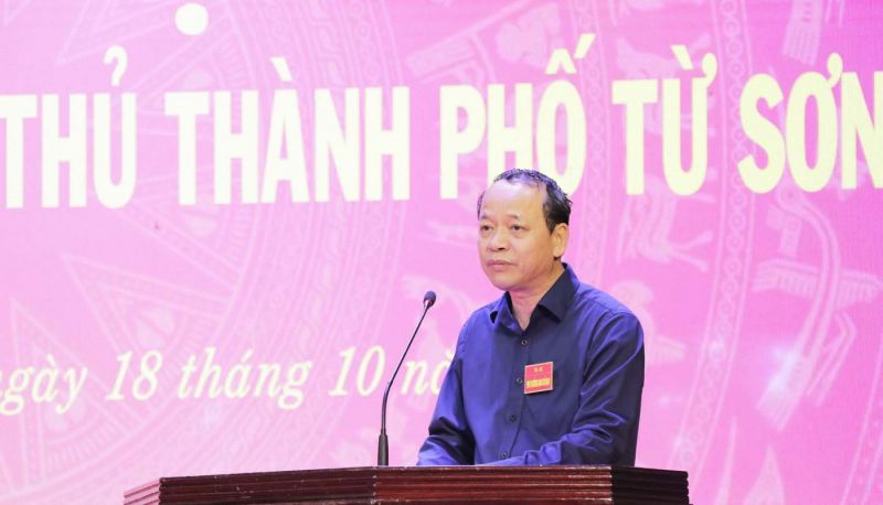 Phó Bí thư Thường trực Tỉnh ủy, Chủ tịch HĐND tỉnh Nguyễn Quốc Chung phát biểu khai mạc diễn tập.