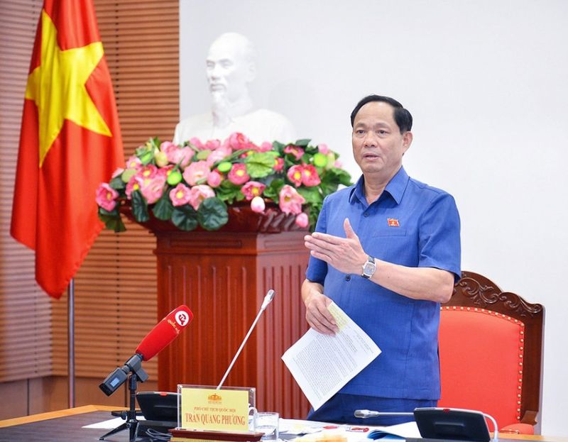 Phó Chủ tịch Quốc hội Trần Quang Phương lưu ý cơ quan chủ trì soạn thảo tham mưu Chính phủ, có đánh giá thật đầy đủ tác động của luật, bổ sung hoàn thiện hồ sơ dự án luật. Ảnh: PHẠM THẮNG