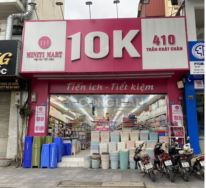 Một địa điểm nằm trong hệ thống của Miniti Mart 10K trên đường Trần Khát Chân (Hà Nội)