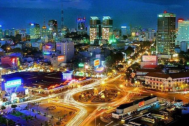 Kịch bản nào cho mục tiêu tăng trưởng đầy tham vọng năm 2024 là GDP đạt 6-6,5%?