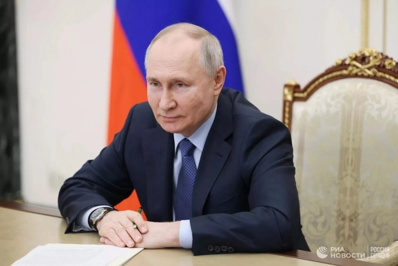 Tổng thống Nga Putin chúc mừng người dân nhân ngày Quốc khánh. Ảnh: Ria Novosti.