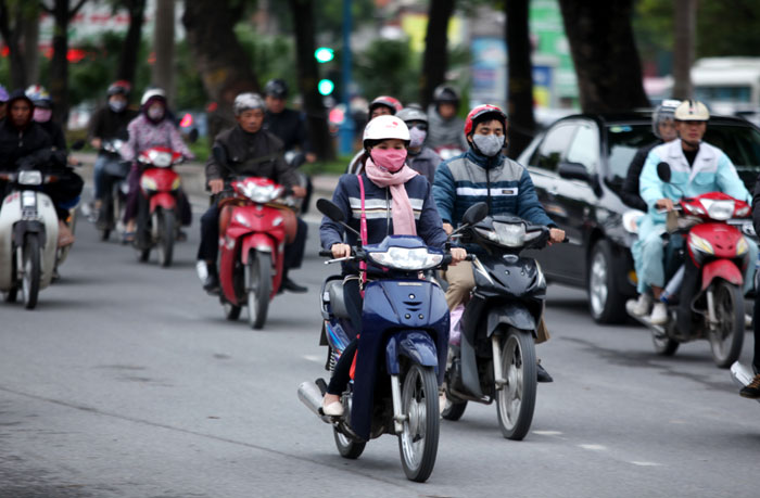 Hà Nội hửng nắng trước khi đón không khí lạnh.