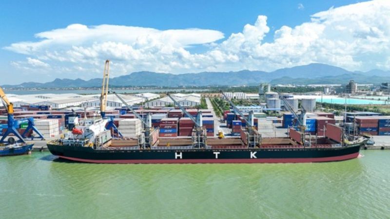 Cảng biển Quảng Nam sẽ trở thành trung tâm cảng biển - dịch vụ logistics container của miền Trung - Tây Nguyên.