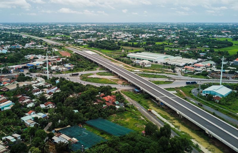 Long An phát triển đồng bộ hạ tầng tại các KCN, tạo môi trường thuận lợi để thu hút đầu tư.