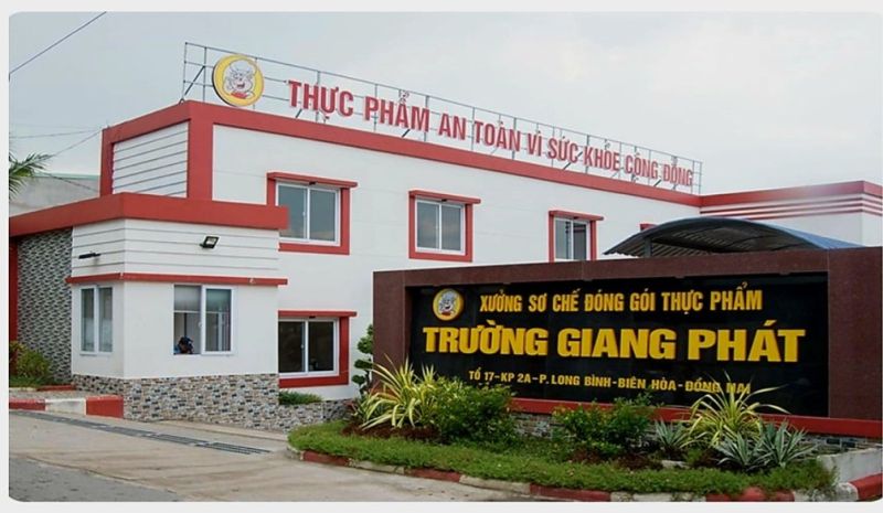 2. Quang cảnh cơ sở chế biến Trường Giang Phát và công ty Thực phẩm sạch bát giới