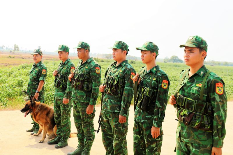 Dù còn nhiều khó khăn, thách thức nhưng với sự nỗ lực, quyết tâm cao trong công tác đấu tranh phòng, chống tội phạm, lực lượng Bộ đội Biên phòng tỉnh Tây Ninh đã chủ động phối hợp chặt chẽ các lực lượng chức năng, đấu tranh hiệu quả với các loại tội phạm