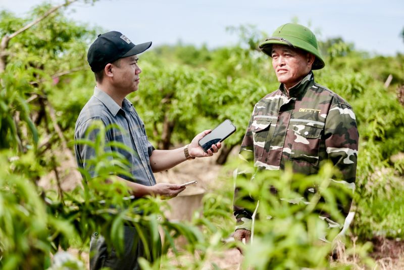 các phóng viên cũng đã đến tham quan, tìm hiểu tại một số vùng chuyên canh