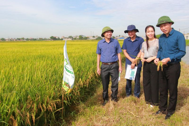 Lãnh đạo Sở Nông nghiệp & Phát triển nông thôn,