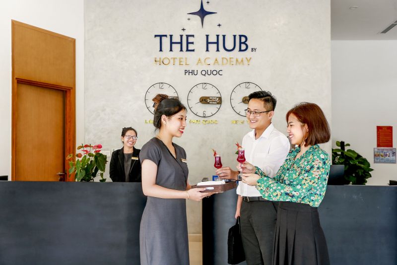 Khách sạn The HUB Phú Quốc - Ngã 3, Ấp Bãi Vòng, Xã Hàm Ninh, Phú Quốc, Kiên Giang.