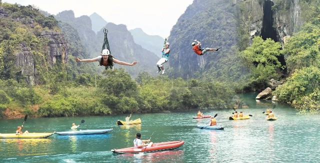 nâng cao chất lượng dịch vụ, đảm bảo an toàn cho du khách, và chấn chỉnh hoạt động kinh doanh du lịch mạo hiểm.