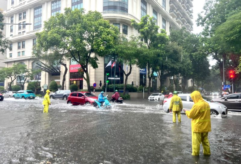 Bắc Bộ mưa to, nguy cơ ngập úng vào chiều tối