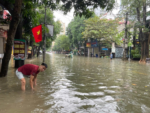 Nhiều tuyến đường gây ngập cục bộ ở nhiều tuyến đường.