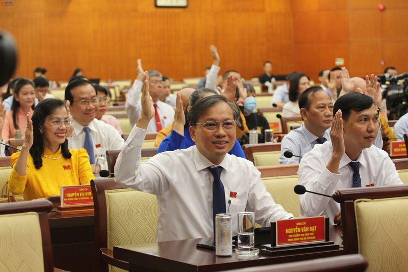 Các đại biểu HĐND TP. Hồ Chí Minh thông qua nhiều tờ trình của UBND TP. Hồ Chí Minh tại kỳ họp chuyên đề lần thứ 17