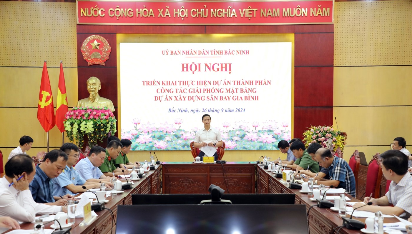 Toàn cảnh hội nghị.