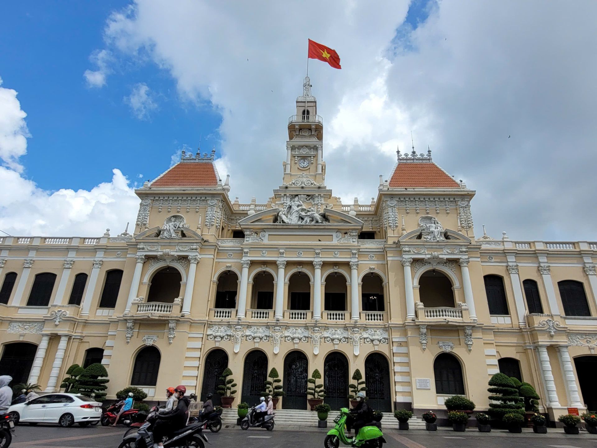 Tổng thu du lịch 9 tháng tại TP. Hồ Chí Minh ước đạt 140.398 tỉ đồng